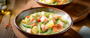 Gem&uuml;se Ragout mit Lachs