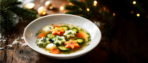 Klare Br&uuml;he mit Gem&uuml;sesternen